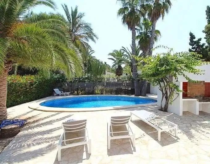 Schwimmbecken von Haus oder Chalet zur Miete in Dénia mit Klimaanlage, Heizung und Privatgarten