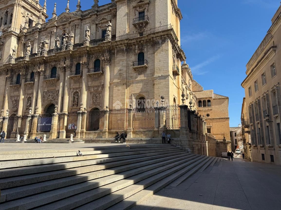 Exterior view of Flat for sale in  Jaén Capital  with Air Conditioner, Furnished and Balcony