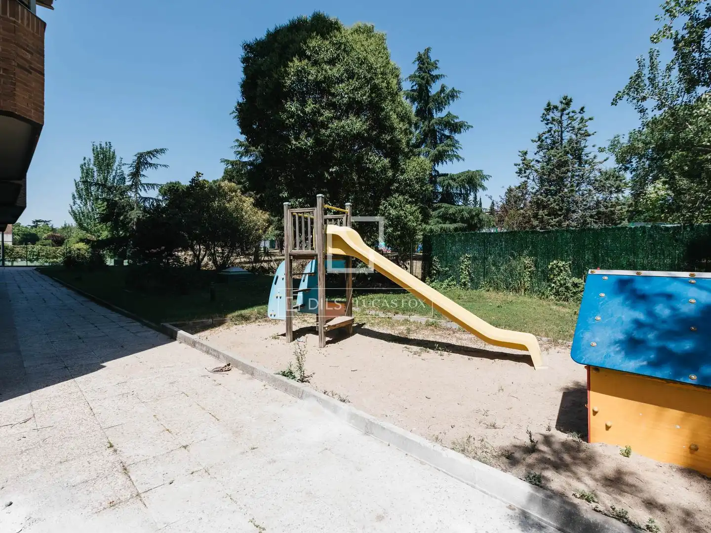 Garden of Flat for rent in Madrid  with Air Conditioner, Heating and Private garden