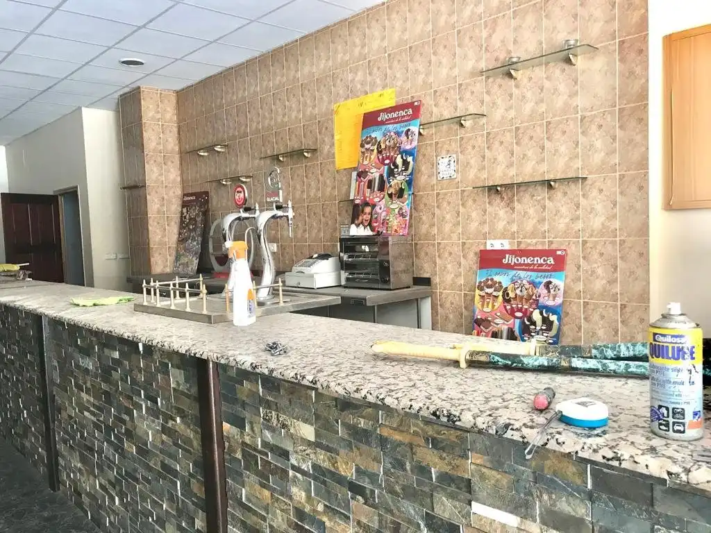 Business premises for sale in Casco Antiguo, imagen 10