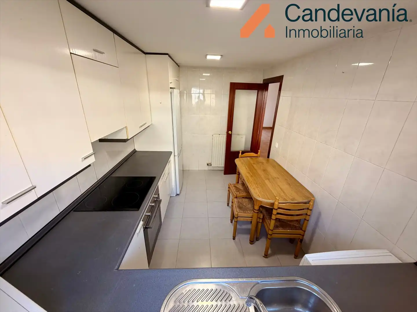 Kitchen of Detached homes for sale in Villanueva de Gállego  with Heating, Storage room and Community pool
