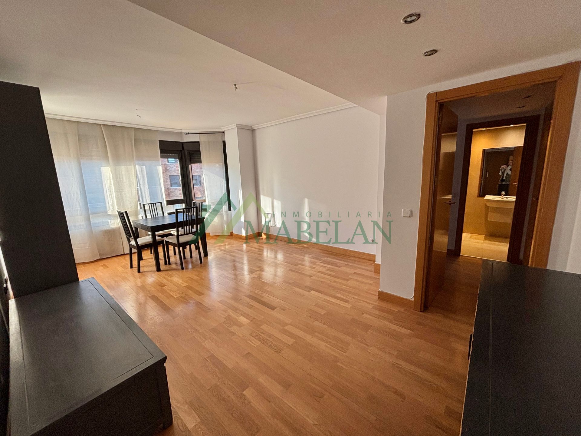 Habitación de Piso de alquiler en Las Rozas de Madrid con Calefacción, Parquet y Trastero