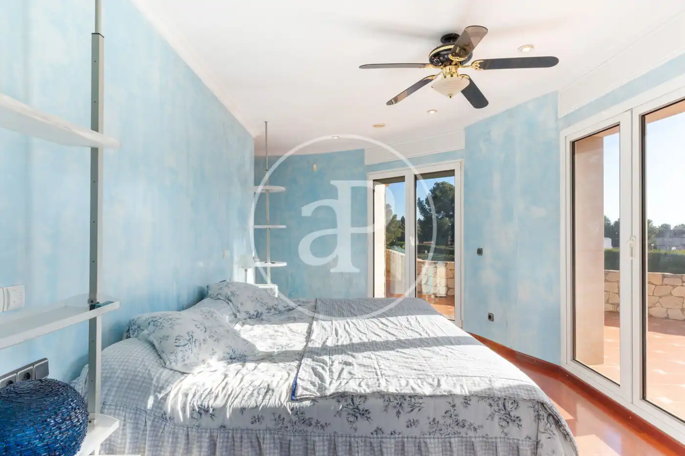 Habitación de Casa o chalet en venta en Serra con Aire acondicionado, Calefacción y Jardín privado