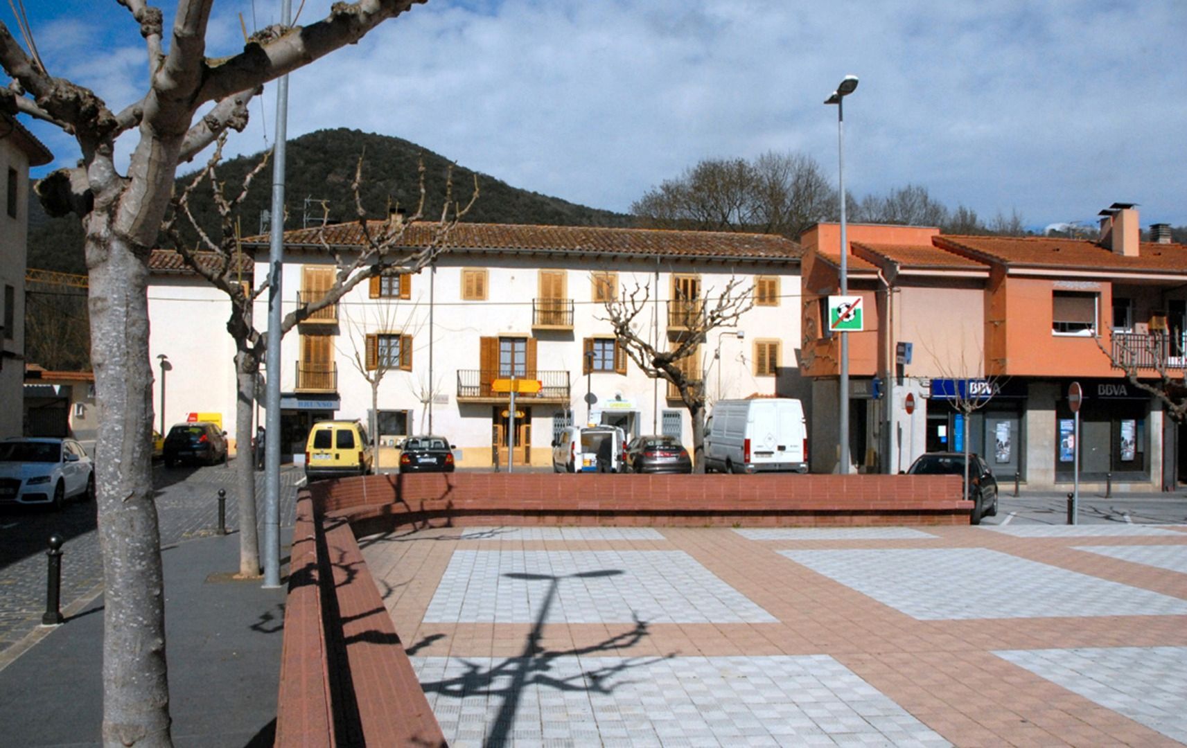 Vista exterior de Edifici en venda en Sant Joan Les Fonts