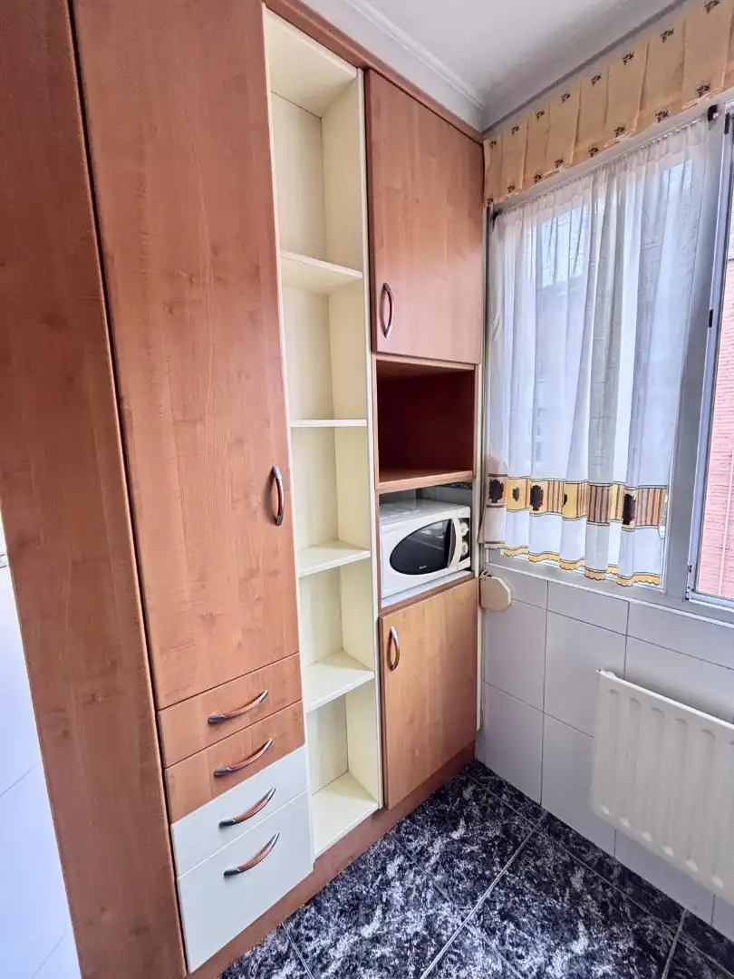 Küche von Maisonette zum Verkauf in Gijón  mit Heizung, Parkett und Abstellraum