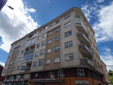 Pis amb balcó en venda a Monforte de Lemos