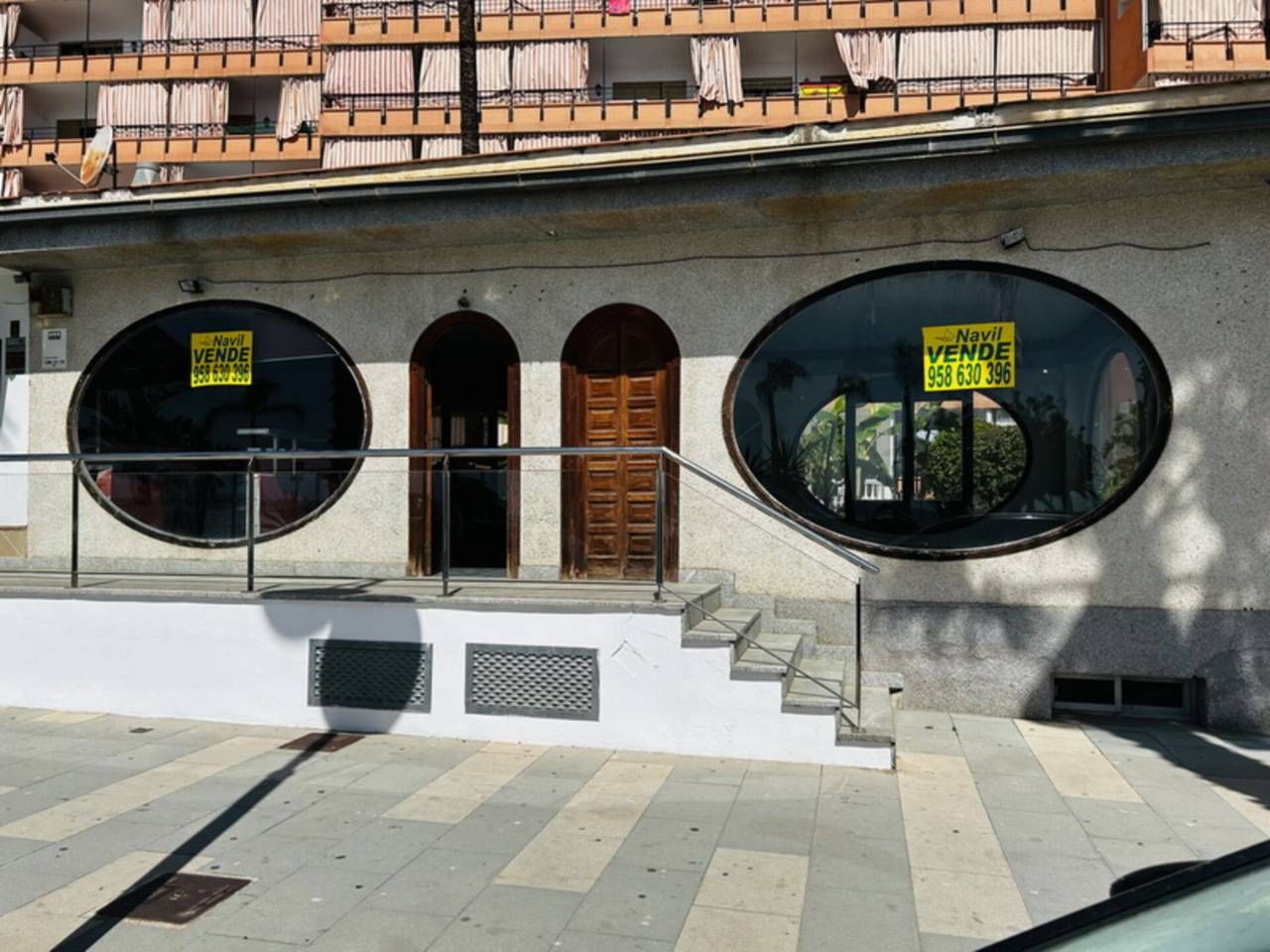 Exterior view of Premises for sale in Almuñécar
