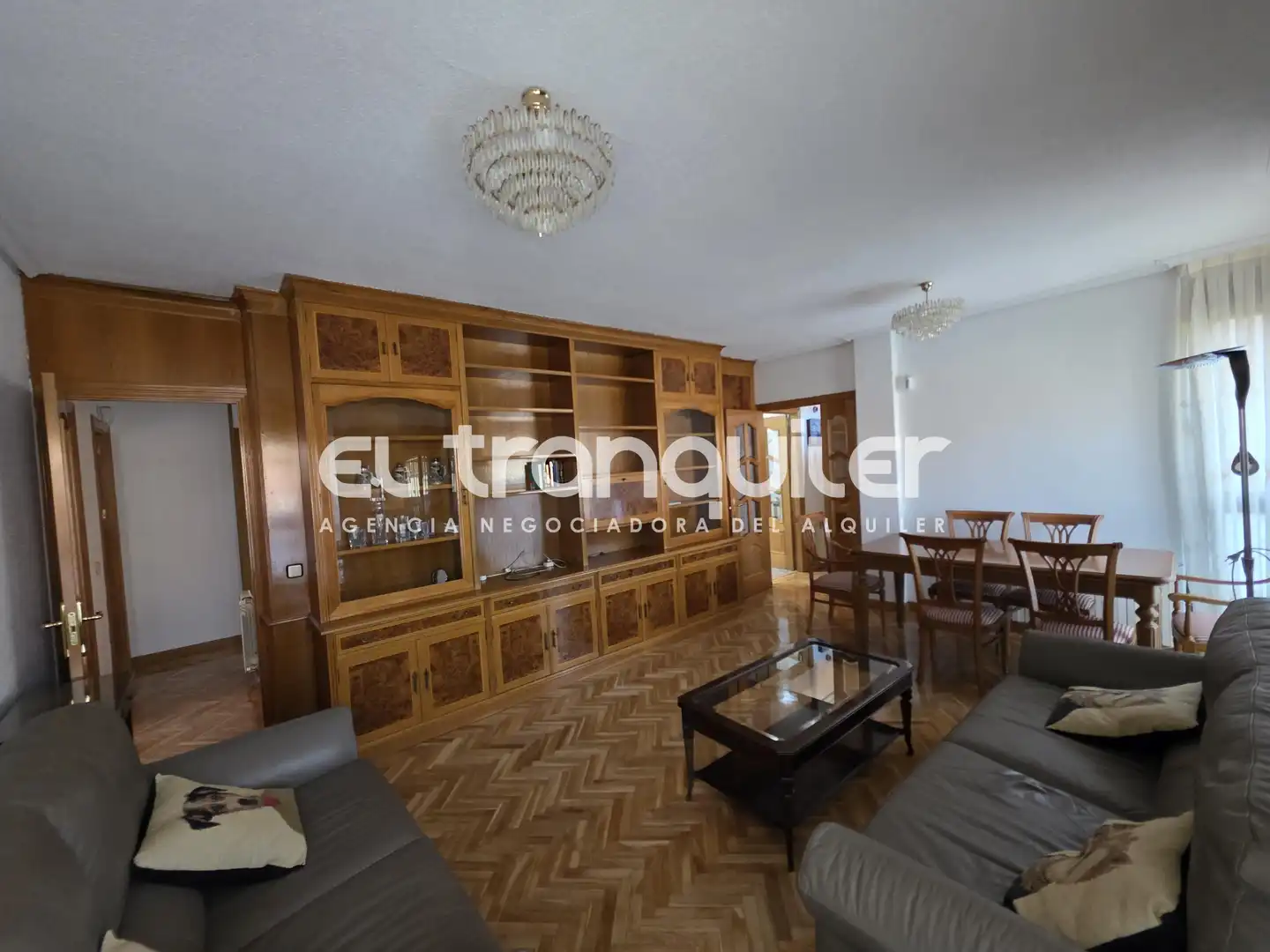Sala d'estar de Pis de lloguer en Madrid amb Aire condicionat, Parquet i Piscina