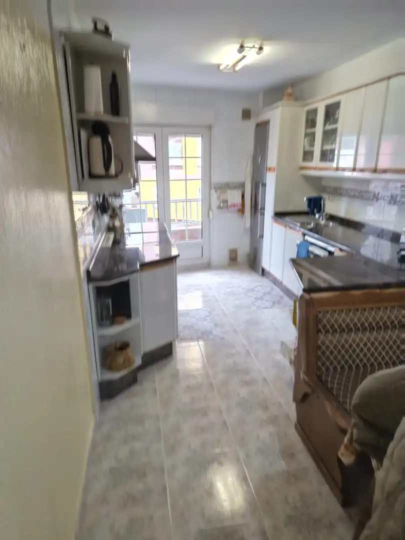 Flat with terrace for sale in Calle Gascona, imagen 3
