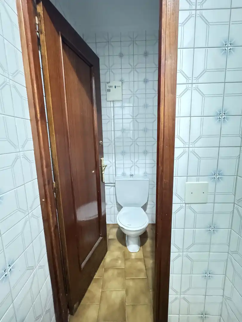 Bathroom of Commercial properties for rent in Centro