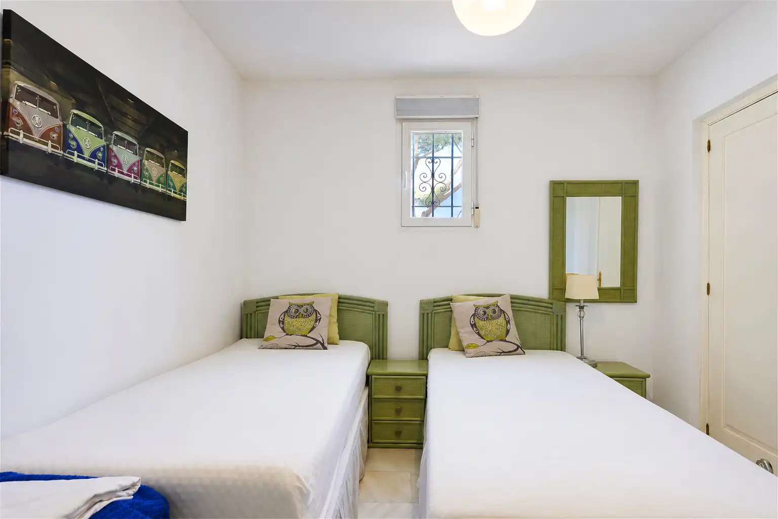 Dormitori de Casa o xalet en venda en Mijas amb Aire condicionat, Jardí privat i Terrassa