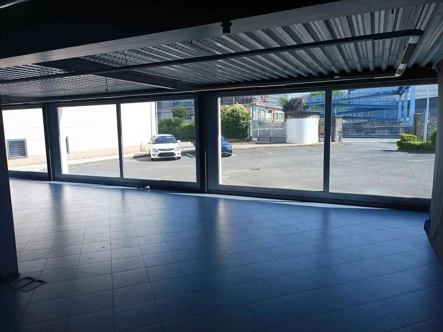 Nave industrial en venta en Derio