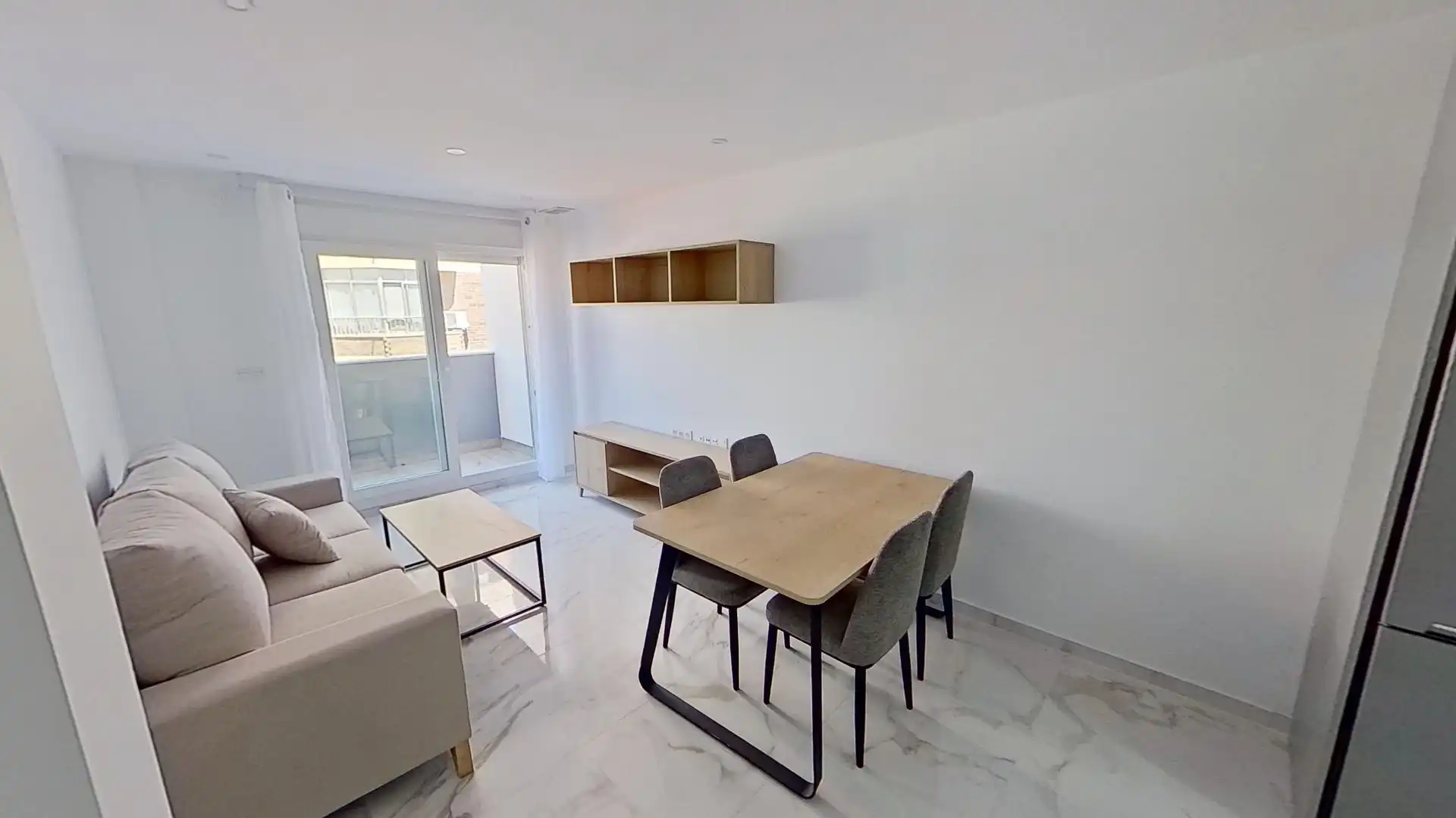 Apartamento con ascensor en venta en Calle ORIHUELA, imagen 5