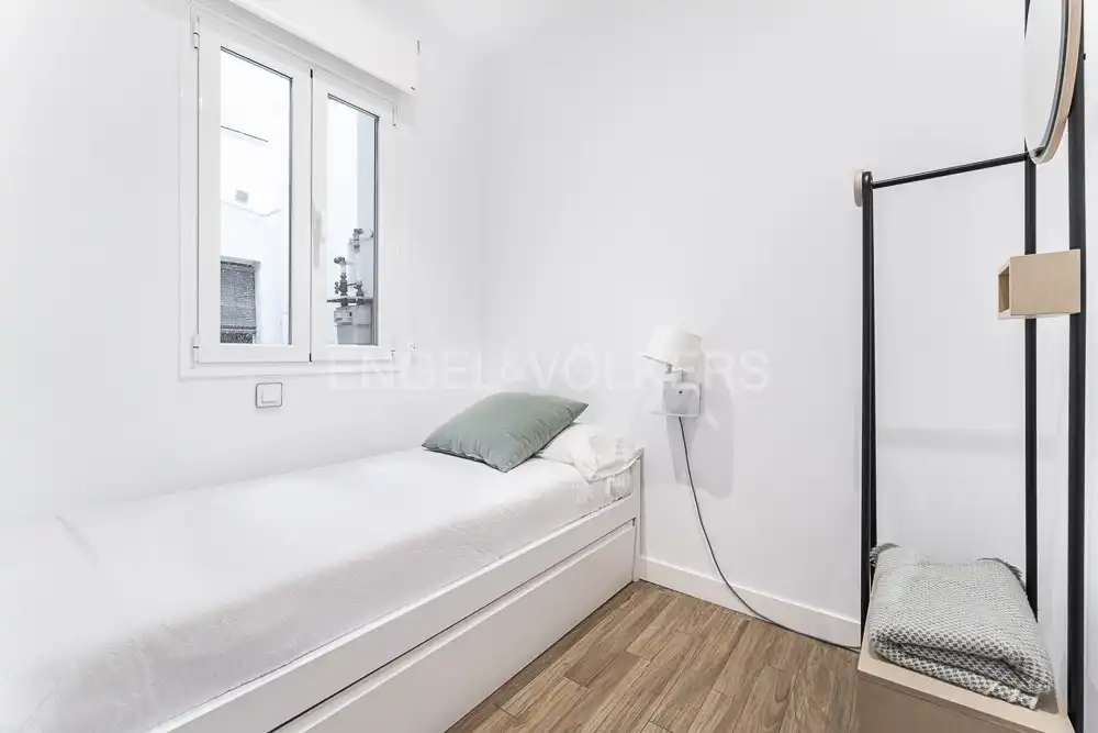 Bedroom of Apartments for rent in Madrid  with Air Conditioner, Heating and Furnished
