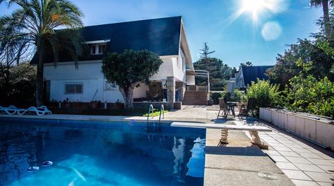 Chalet en Loma Badá de Petrer con amplia piscina., imagen 3