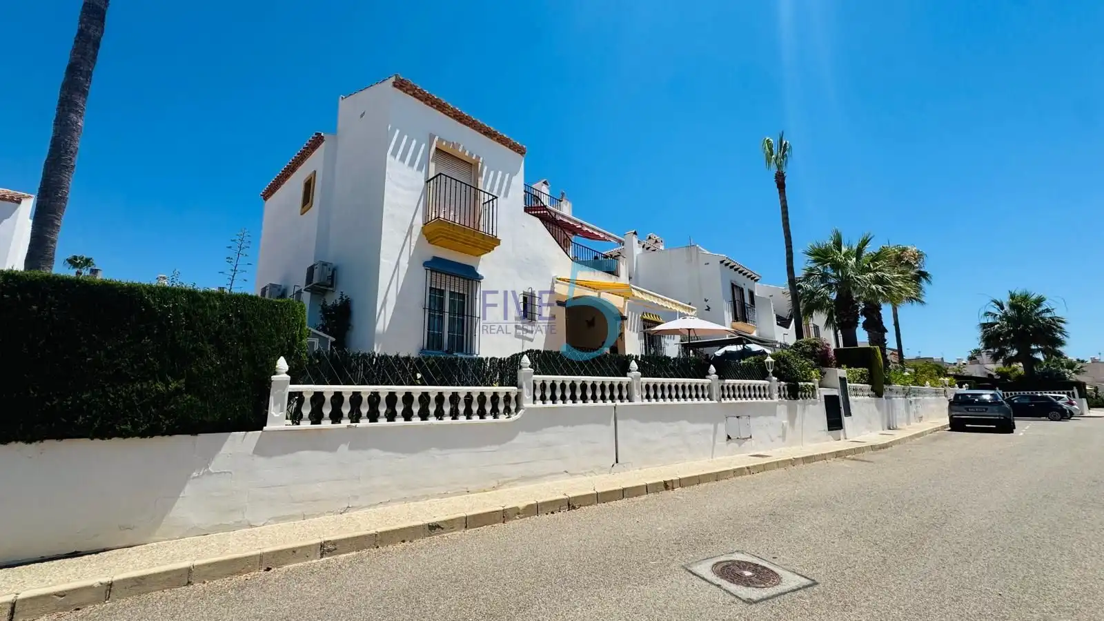 Außenansicht von Wohnung zum Verkauf in Orihuela mit Klimaanlage, Terrasse und Schwimmbad