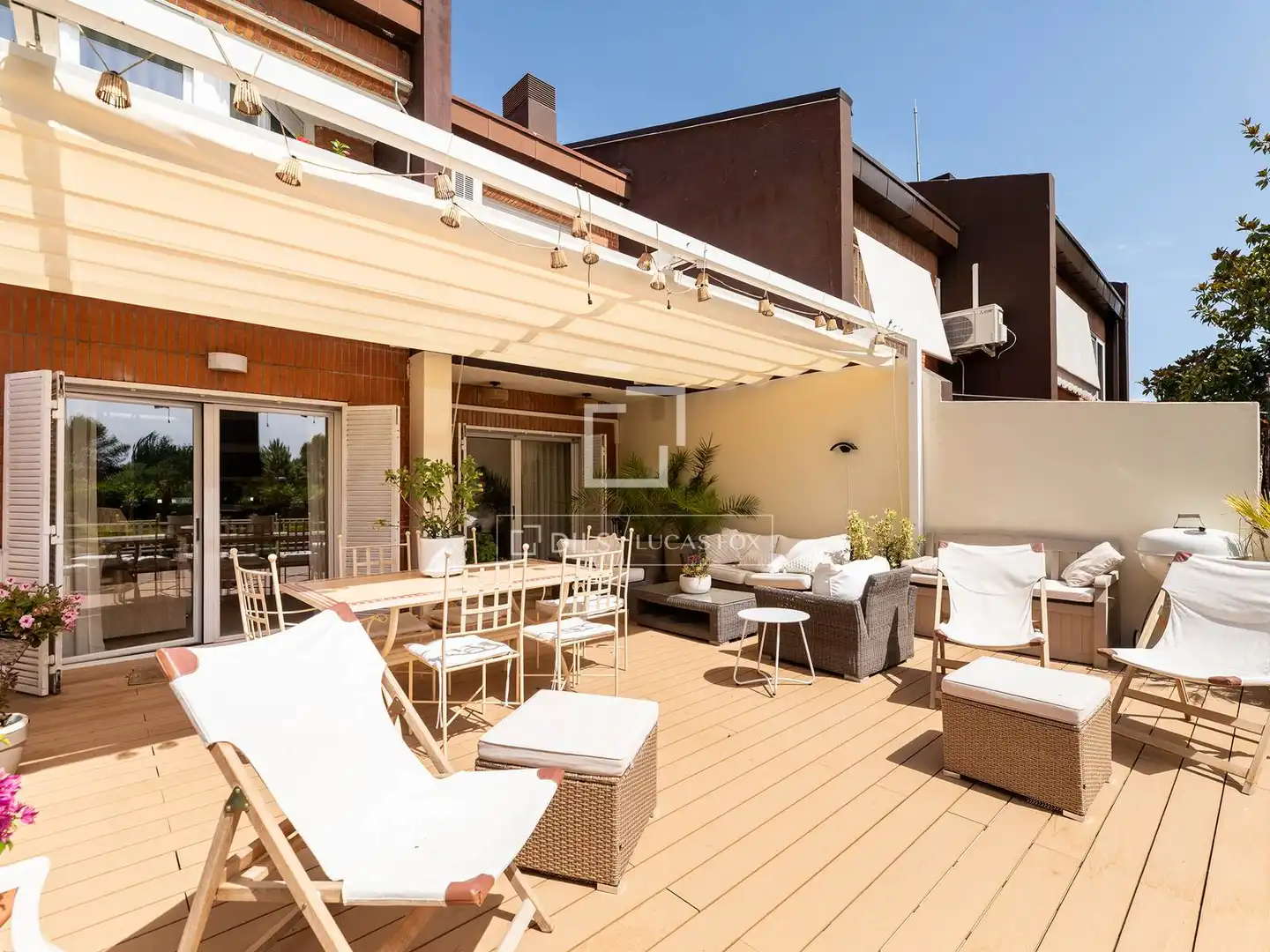 Terrassa de Casa o xalet en venda en Majadahonda amb Aire condicionat, Jardí privat i Terrassa