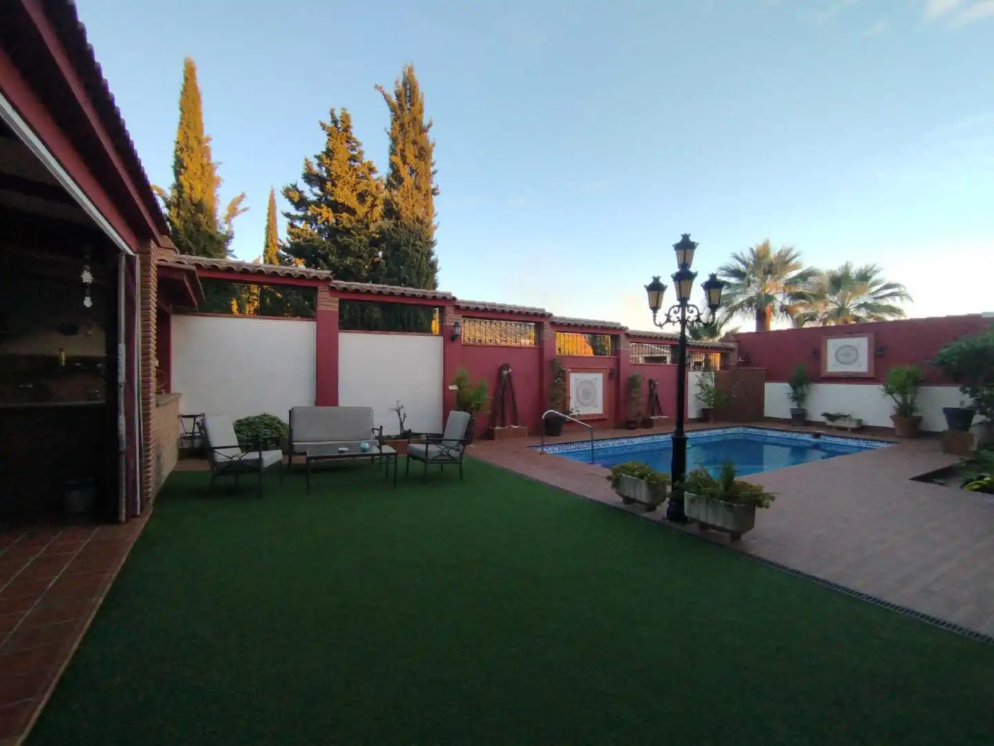 Garden of Houses for sale in Cabra