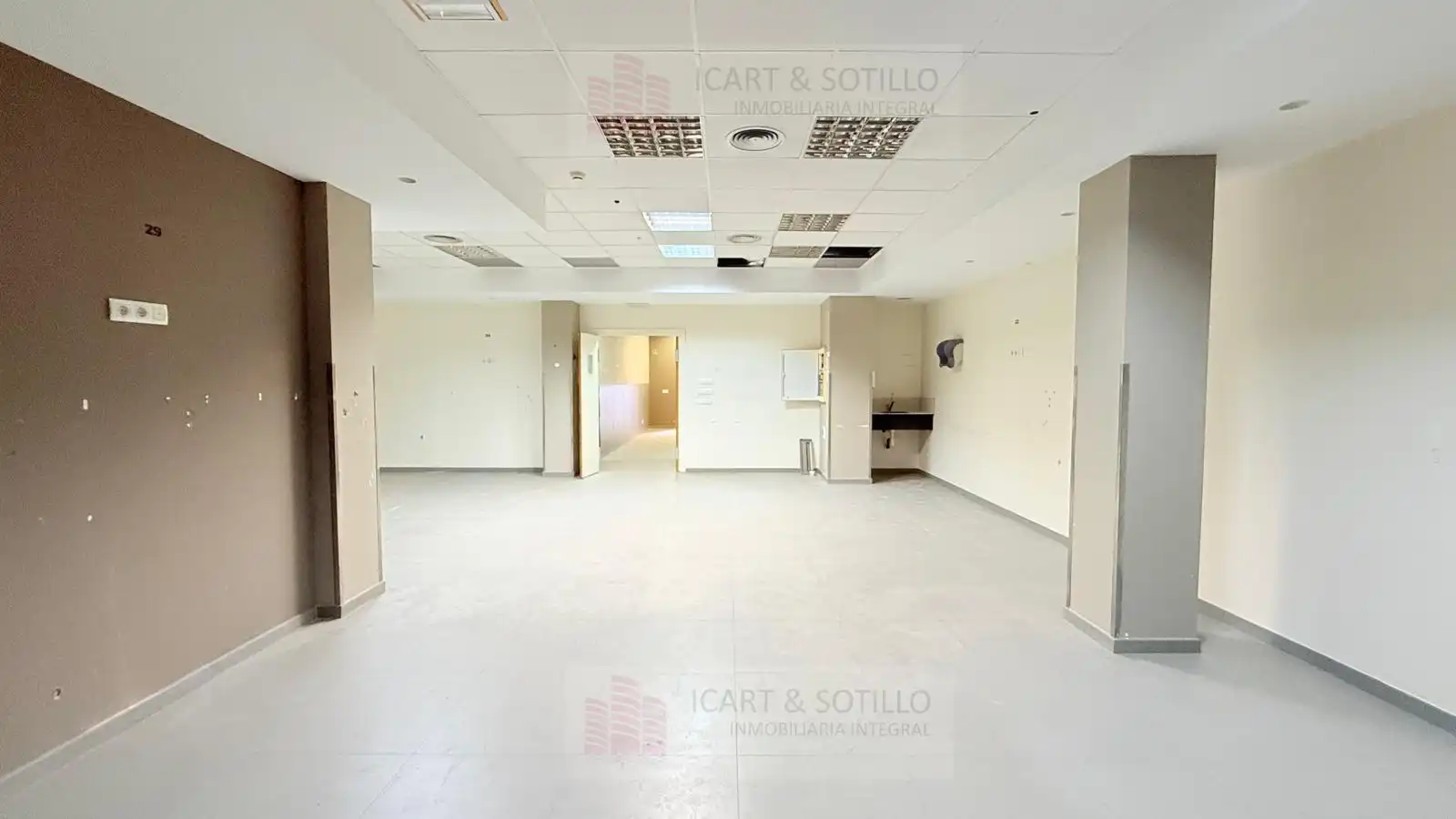 Local de alquiler en Vinaròs con Aire acondicionado