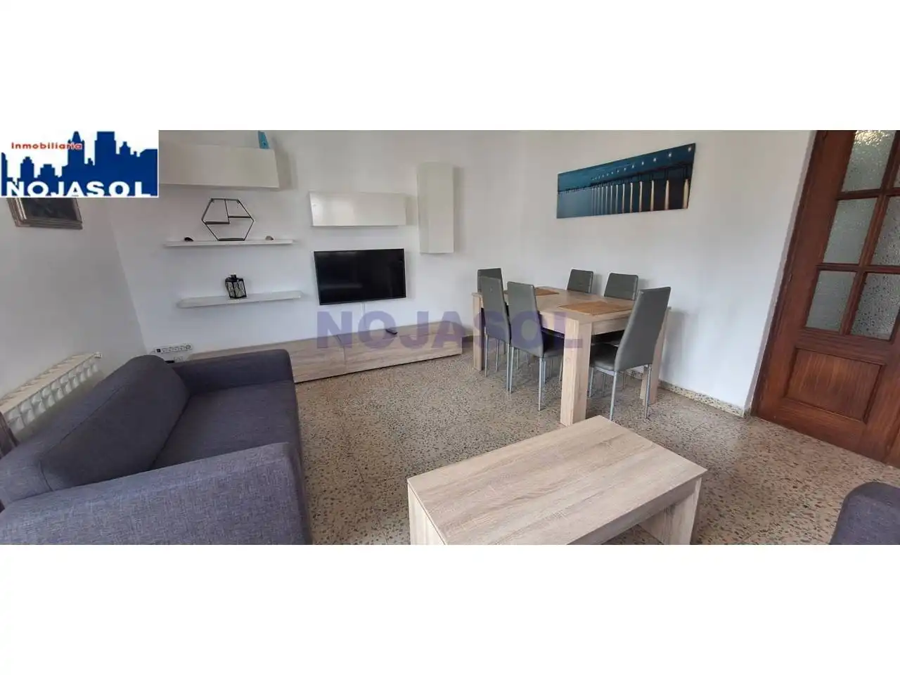 Wohnzimmer von Einfamilien-Reihenhaus zur Miete in Noja mit Heizung, Privatgarten und Terrasse
