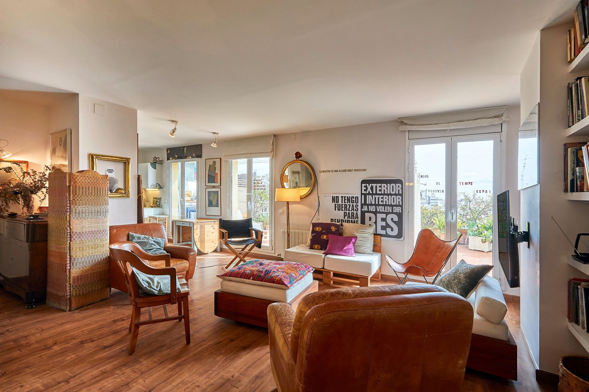 Living room of Attic for sale in  Barcelona Capital  with Heating, Parquet flooring and Terrace