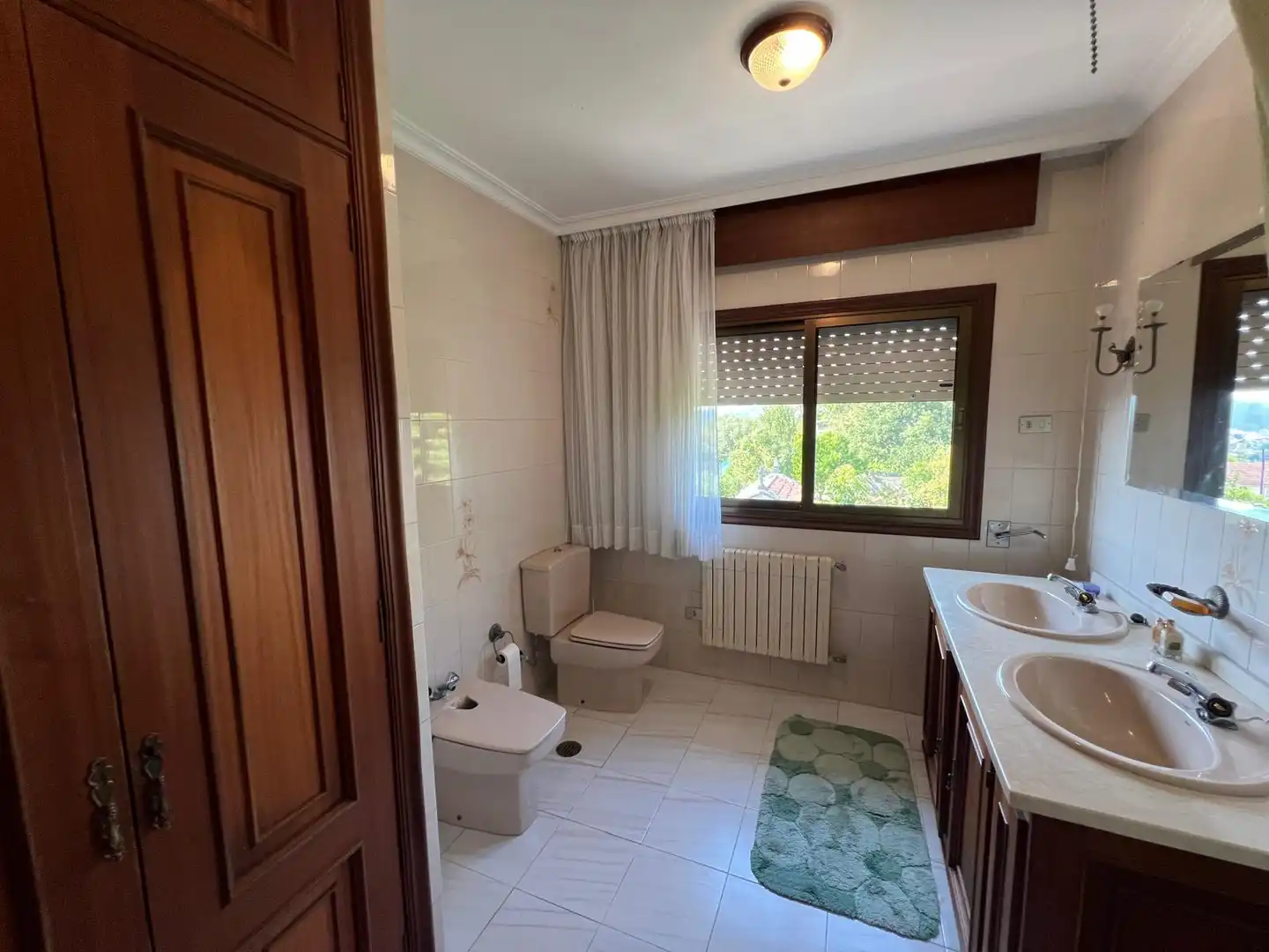 Baño de Casa o chalet en venta en As Neves   con Calefacción, Jardín privado y Trastero
