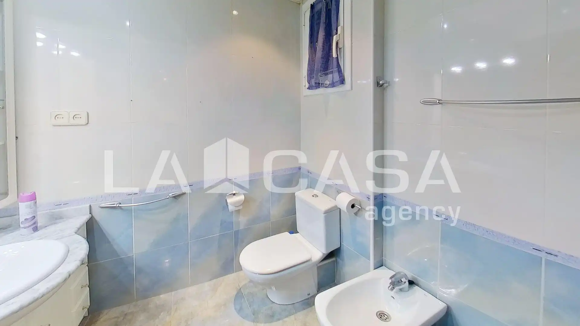 Appartamento con terrazza in vendita a Carrer de Torà, imagen 12