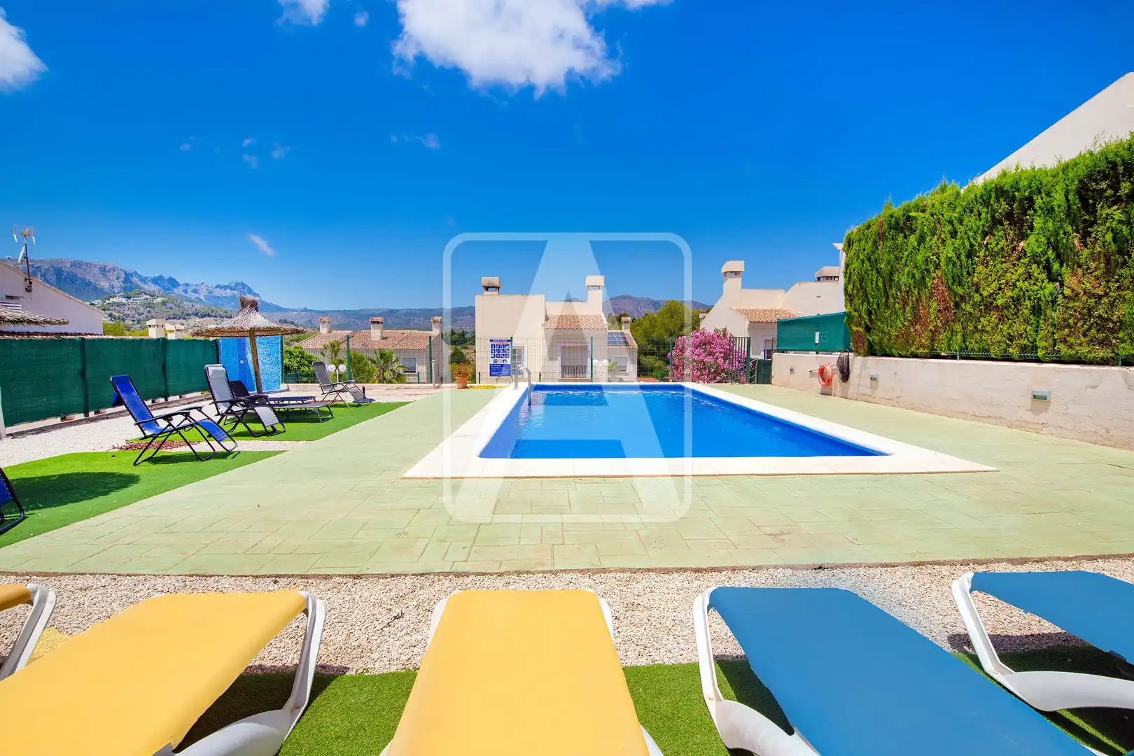 Chalet con piscina en venta en Cometa, imagen 2