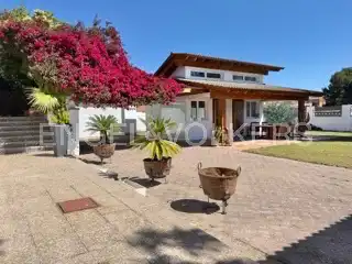 Casa con piscina en venta en Carrer Isidre Nonell 7, imagen 6