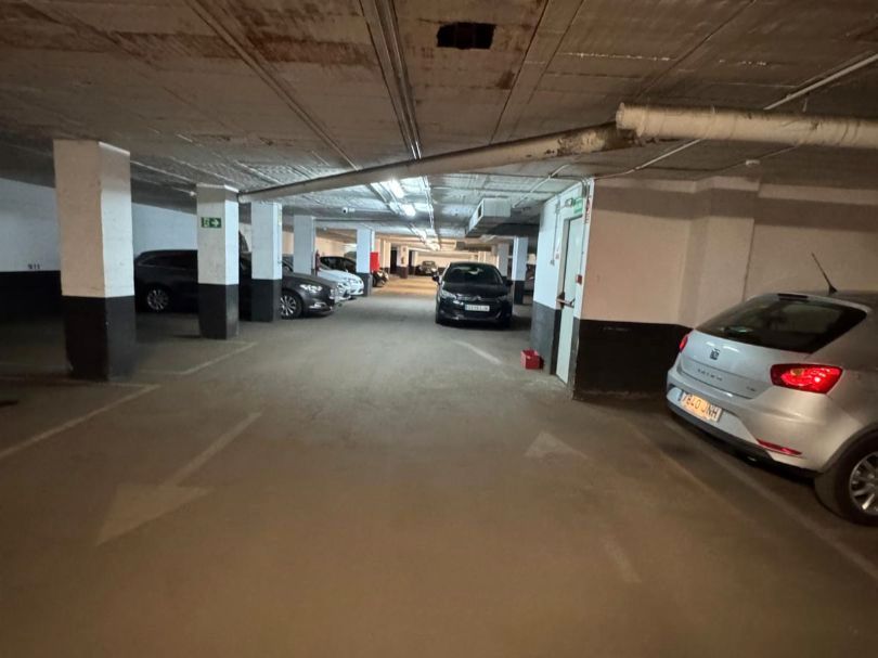 Aparcament de Garatge en venda en  Madrid Capital amb Alarma