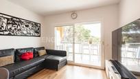 Sala d'estar de Apartament en venda en Castelldefels amb Aire condicionat, Calefacció i Jardí privat