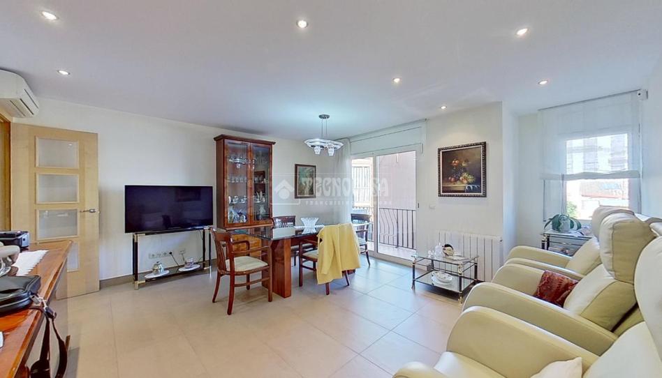 Photo 1 of Flat for sale in Centre - Cordelles, Barcelona