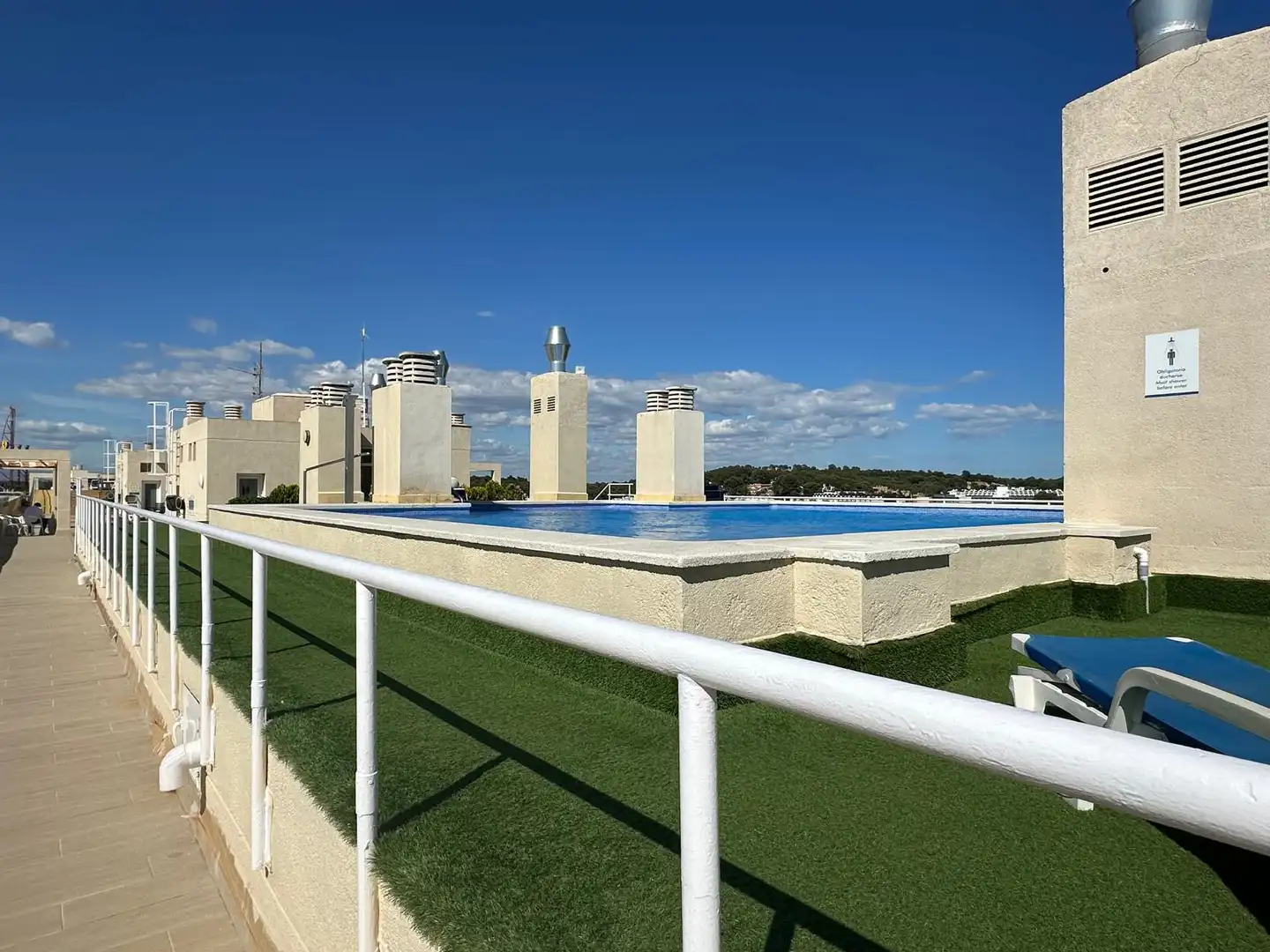 Piscina de Pis en venda en Salou amb Aire condicionat, Terrassa i Moblat