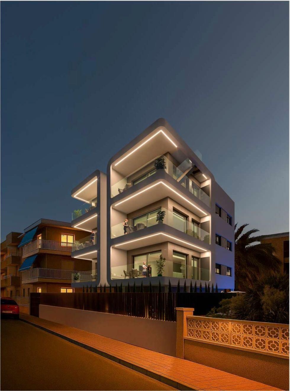 Vista exterior de Pis en venda en Santa Pola amb Balcó i Piscina comunitària