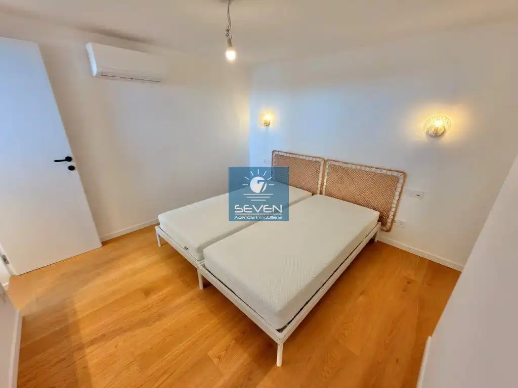 Habitación de Casa adosada en venta en Almuñécar con Aire acondicionado y Terraza