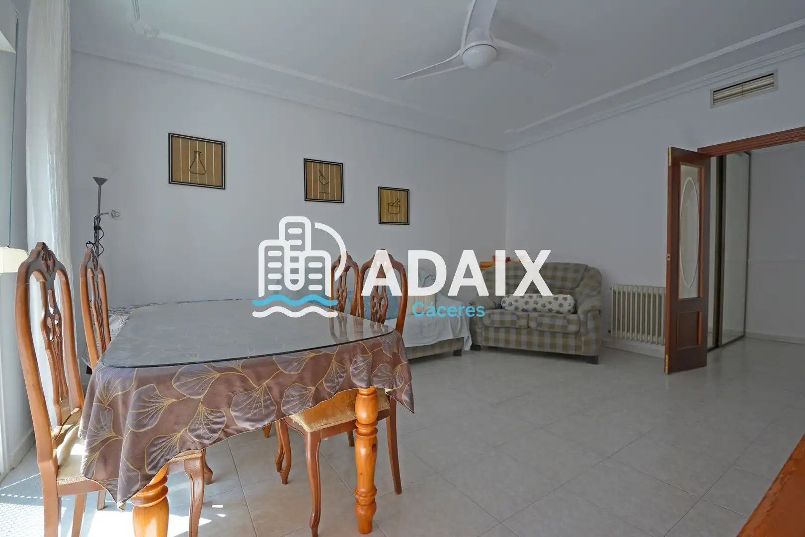 Flat with terrace to rent in Calle Suiza, imagen 5