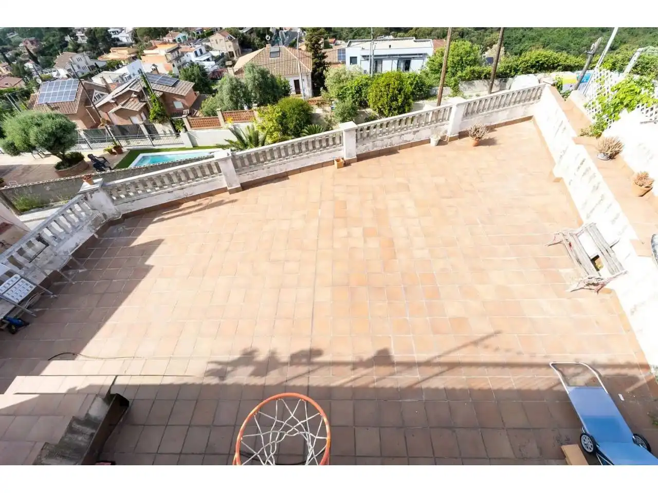 Chalet con jardín en venta en Calle Sentmenat 30, imagen 8