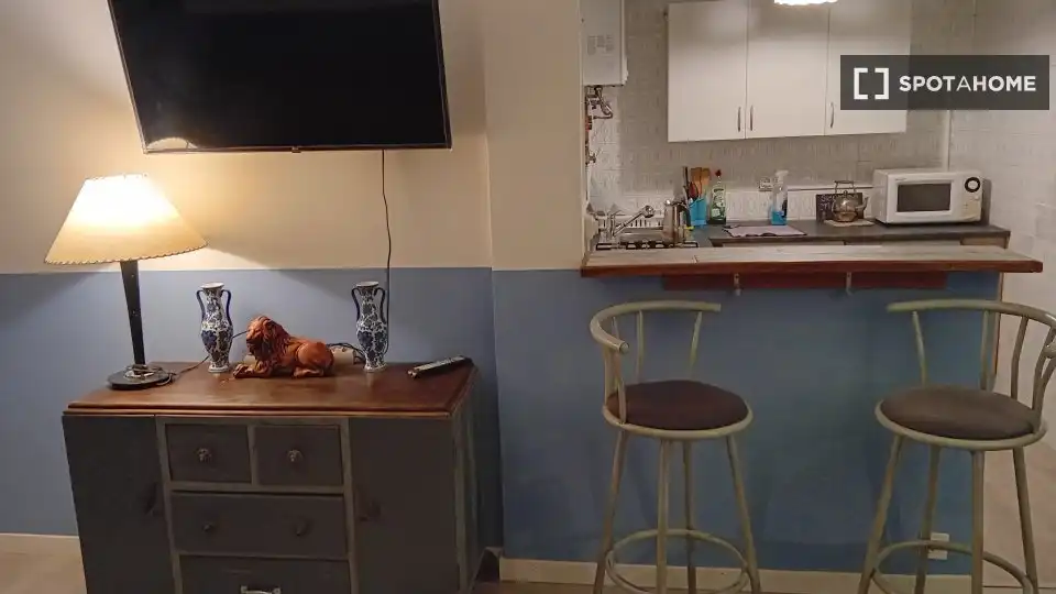 Cocina de Piso de alquiler en Madrid con Aire acondicionado, Calefacción y Amueblado
