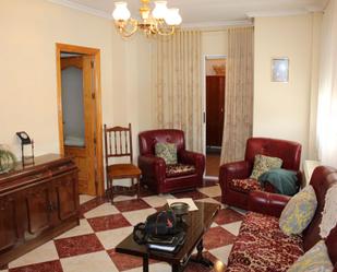 Sala d'estar de Apartament en venda en Daimiel amb Calefacció i Traster