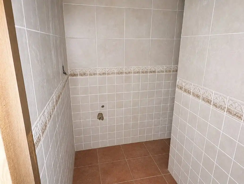 Bany de Local de lloguer en Silla