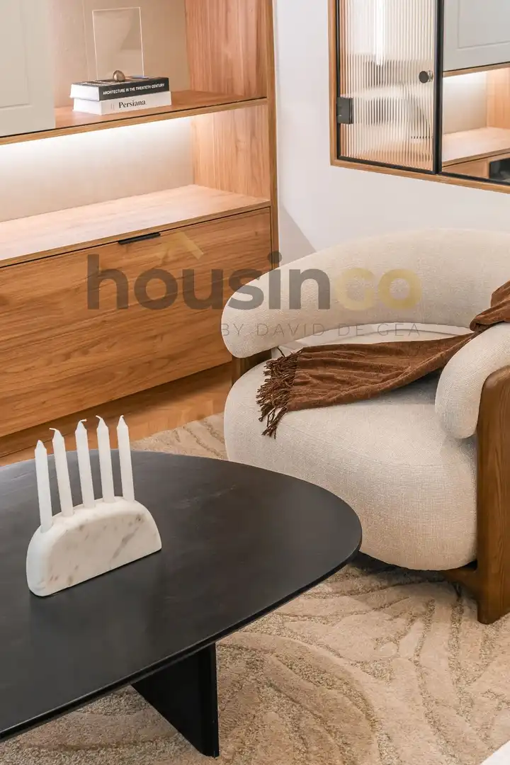 Living room of Flat for sale in Madrid  with Air Conditioner, Heating and Terrace