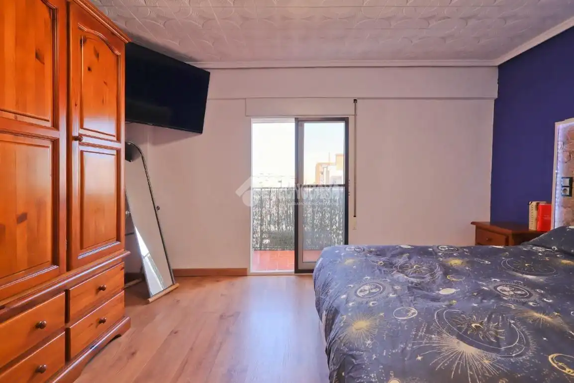 Bedroom of Flat for sale in Sagunto / Sagunt  with Air Conditioner, Furnished and Balcony
