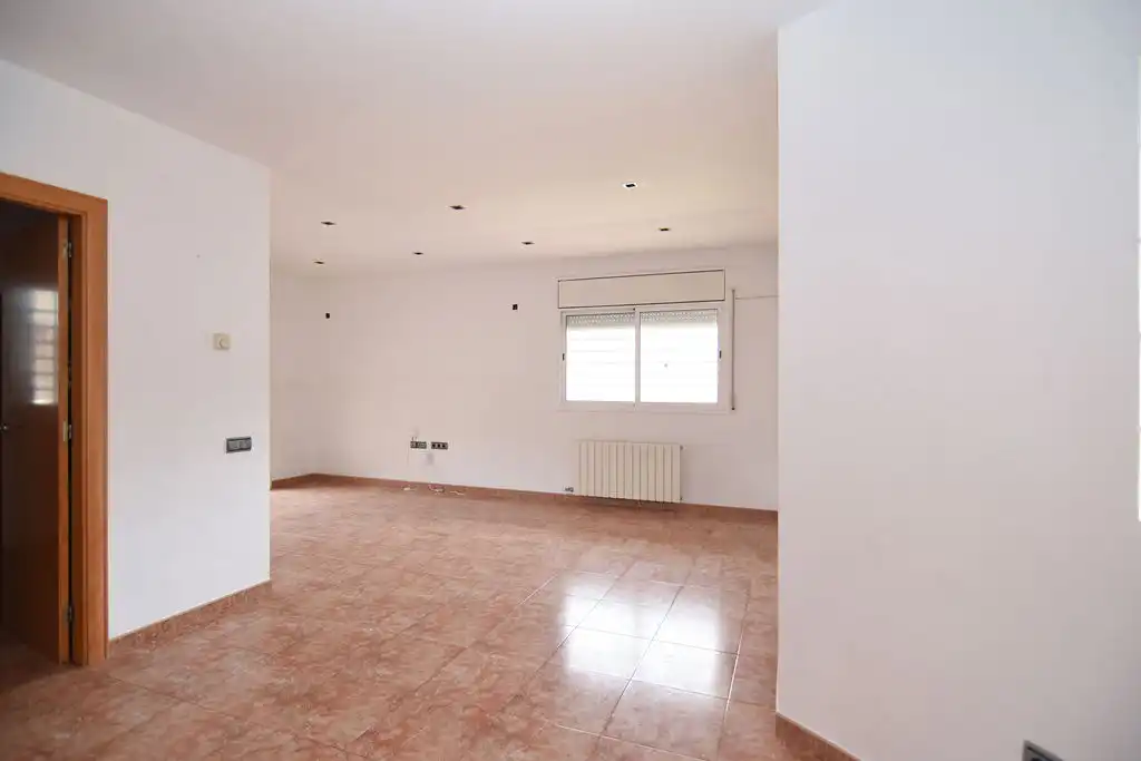 Chalet con piscina en venta en C/ Alacant, imagen 2