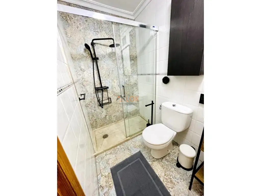 Baño de Piso en venta en Málaga con Aire acondicionado, Terraza y Amueblado
