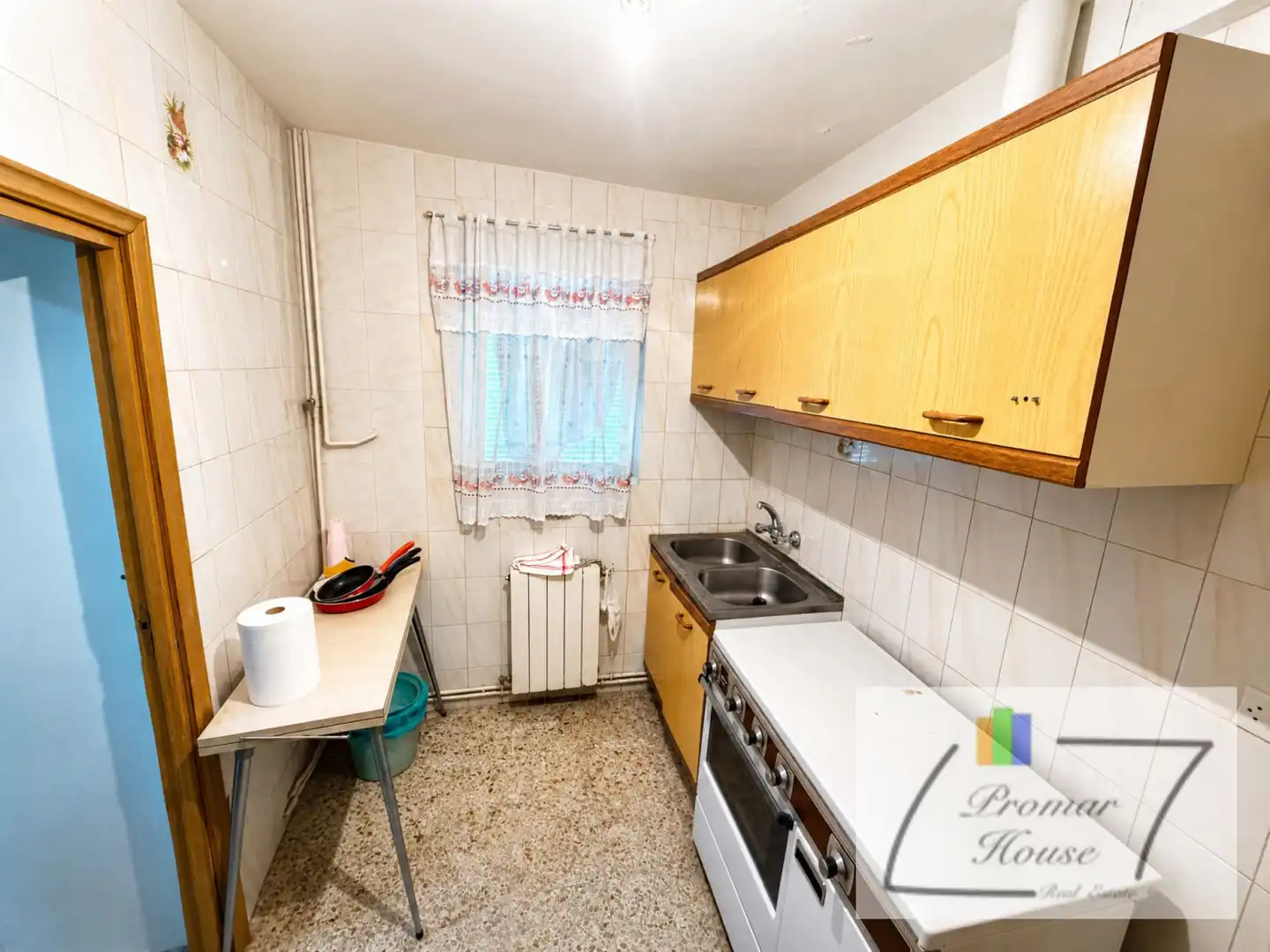 Kitchen of Houses for sale in Rivilla de Barajas  with Storage room