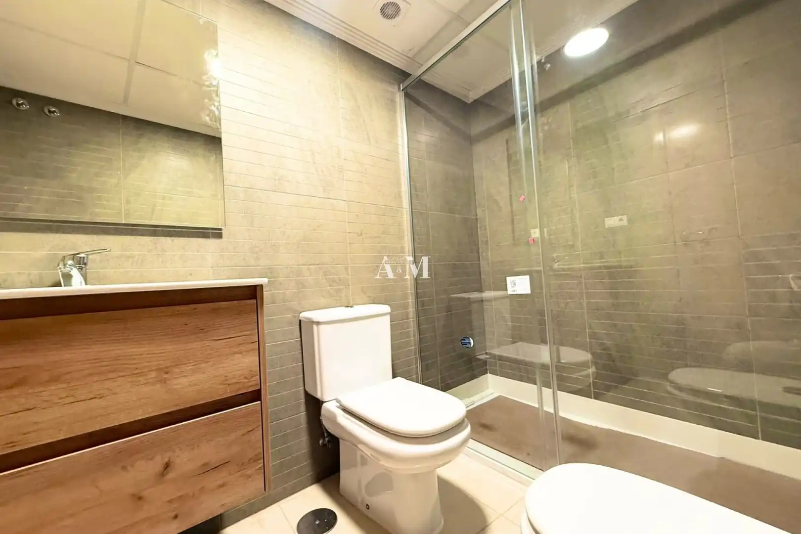 Bathroom of Flat for rent in Almoradí  with Air Conditioner, Heating and Terrace