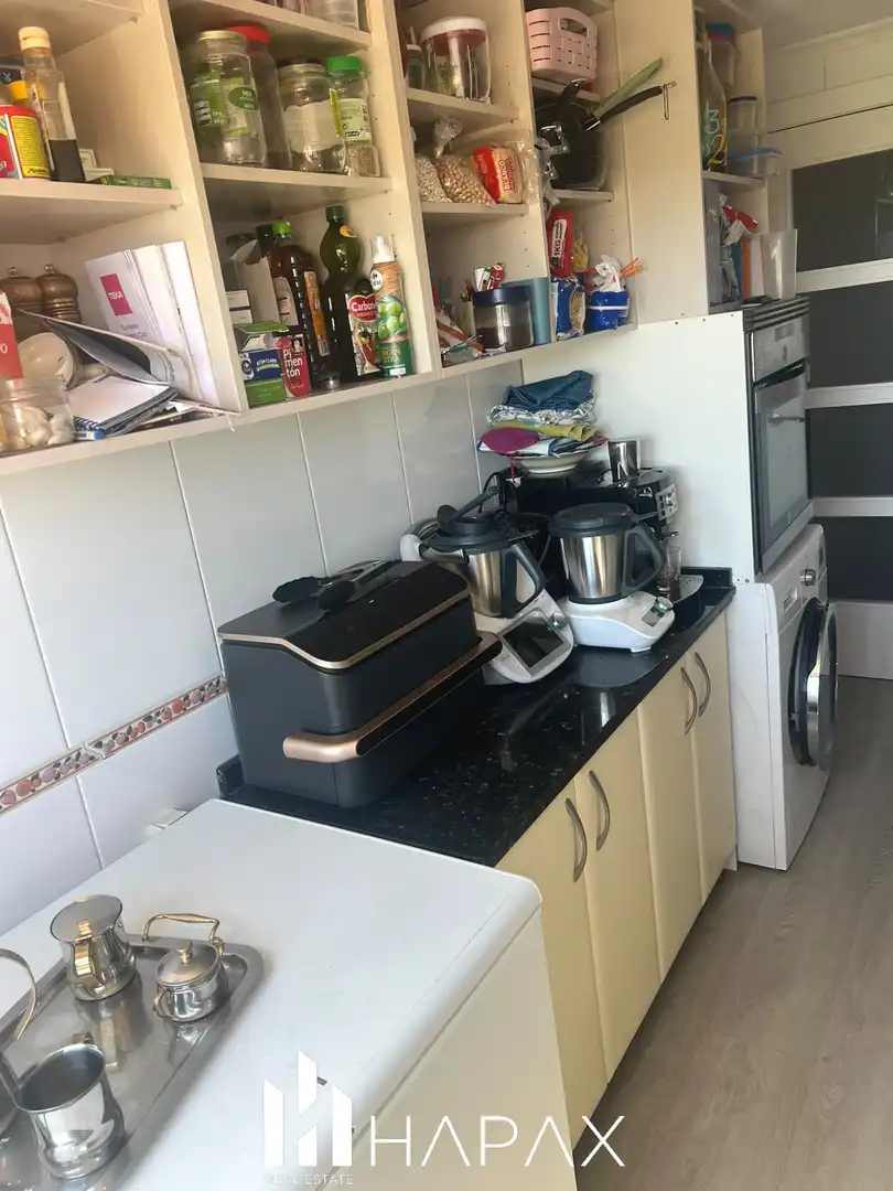 Cuina de Pis en venda en Salamanca amb Calefacció, Moblat i Balcó