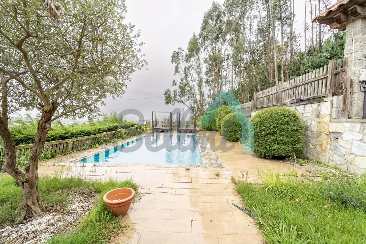 Piscina de Casa o chalet en venta en Oviedo  con Calefacción, Jardín privado y Parquet