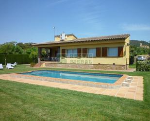 Garten von Haus oder Chalet miete in Begur mit Klimaanlage, Heizung und Privatgarten