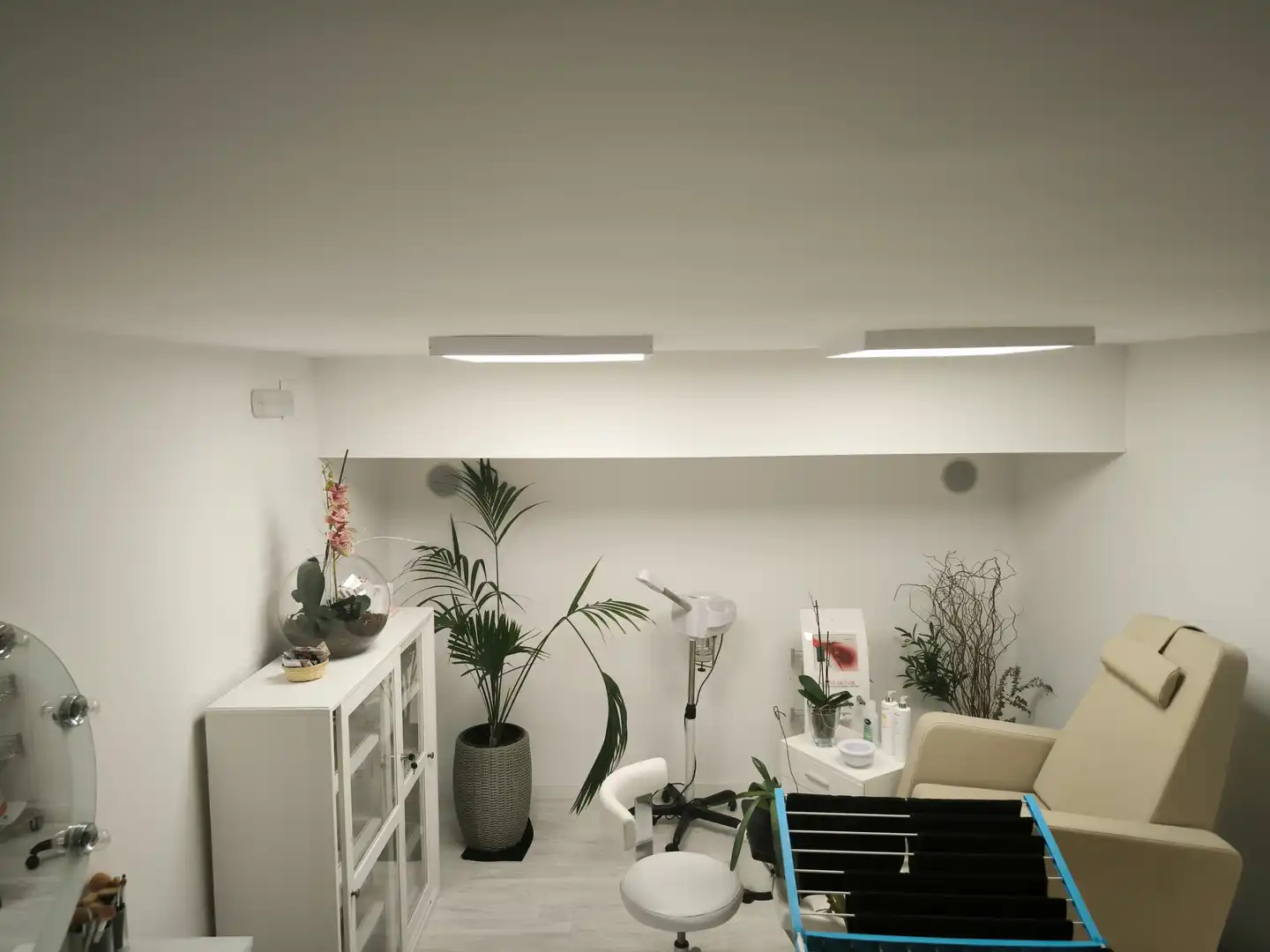 Commercial properties for rent in Madrid  with Air Conditioner, Heating and Parquet flooring